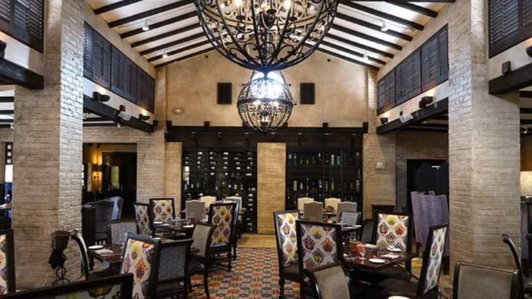 arizona biltmore estates area upscale lifestyles website geodirectory restaurants tcooks dining room 960x540 1 768x432