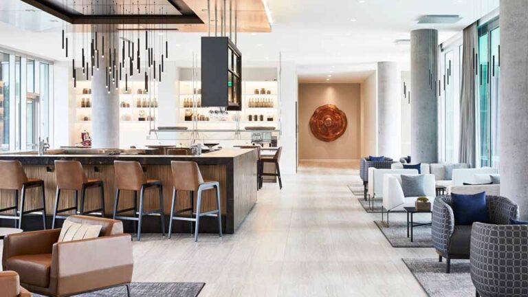 arizona biltmore estates area upscale lifestyles geodirectory2 hotels ac biltmore lobby 960x540 1 768x432