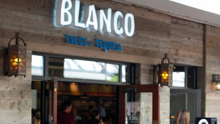 arizona biltmore estates area upscale lifestyles geodirectory2 restaurants bars blancos tacos signage 960x540 1 768x432