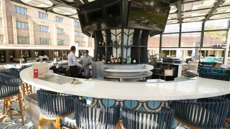 arizona biltmore estates area upscale lifestyles geodirectory2 restaurants bars resorts spire bar 960x540 1 768x432