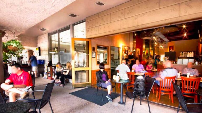 arizona biltmore estates area upscale lifestyles geodirectory2 restaurants coffee shops hava java patio 960x540 1 768x432