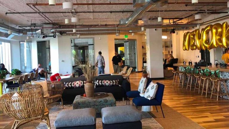 arizona biltmore estates area upscale lifestyles geodirectory2 commercial properties wework interior 960x540 1 768x432