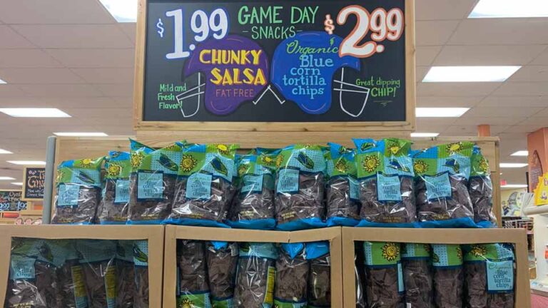 arizona biltmore estates area upscale lifestyles geodirectory2 grocery stores trader joes products 960x540 1 768x432