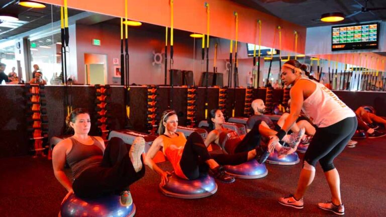 arizona biltmore estates area upscale lifestyles geodirectory2 health clubs orange theory core work 960x540 1 768x432