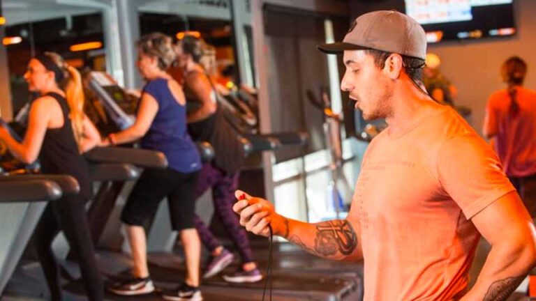 arizona biltmore estates area upscale lifestyles geodirectory2 health clubs orange theory fitness instructor 960x540 1 768x432